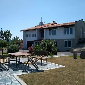 Apartment En La Colina 1 Montanealde, Fica